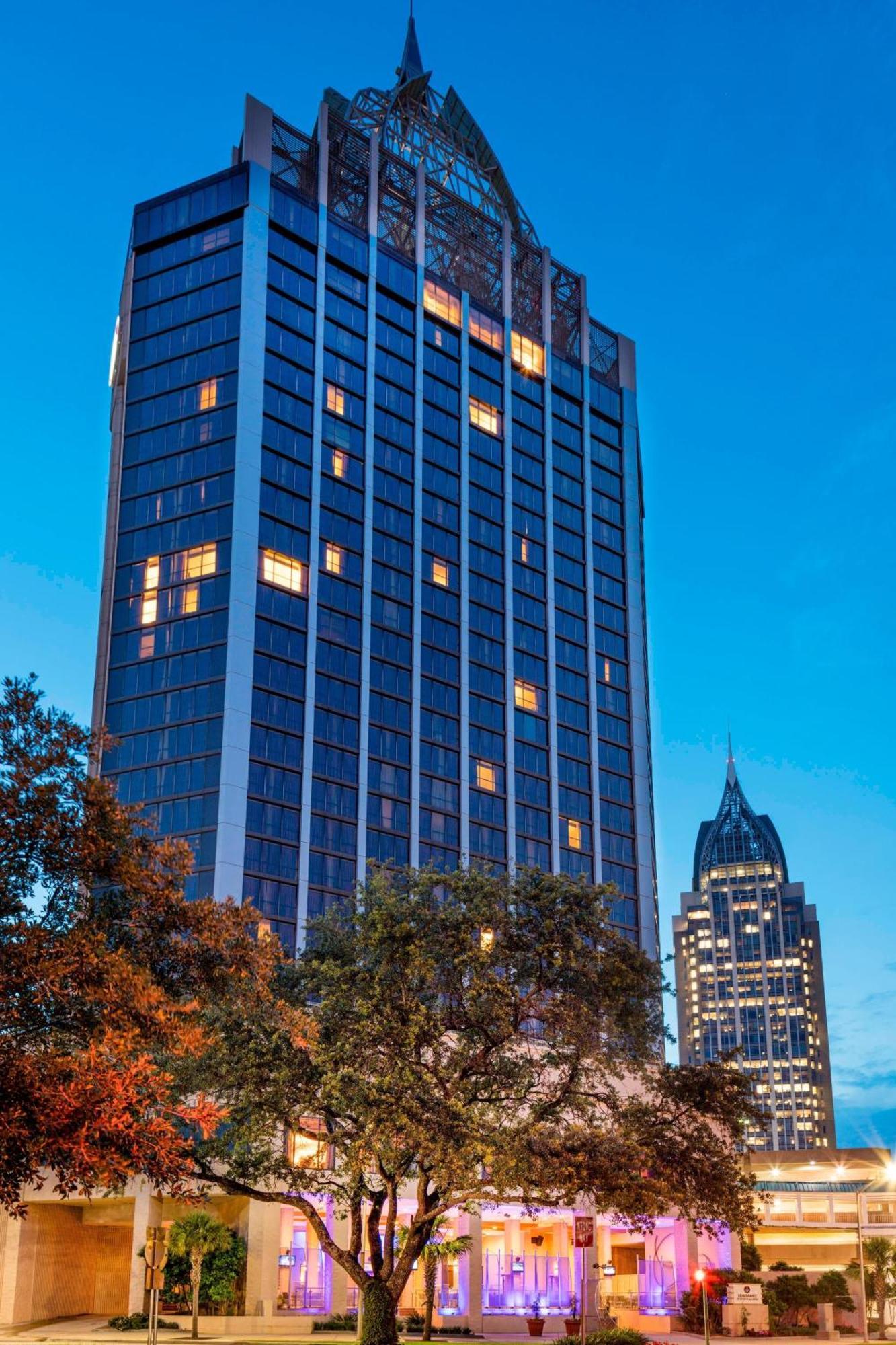 Renaissance Mobile Riverview Plaza Hotel Exterior photo